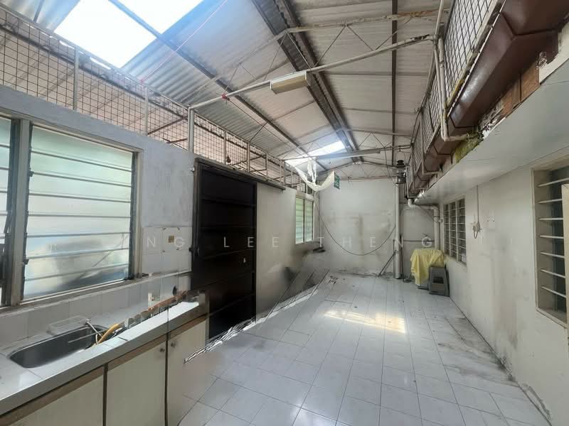 Rumah Berkembar untuk Dijual di Air Hitam (Penang) - Ang Lee Theng - Kitchen - PropertyGuru.com.my