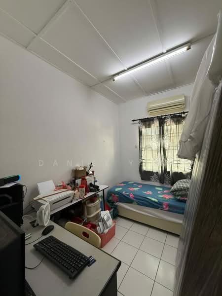 Rumah Teres 2-Tingkat untuk Dijual di Taman Setia Indah (Tebrau) - Daniel Yong - Bedroom - PropertyGuru.com.my