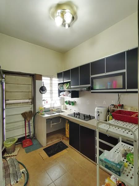 Rumah Teres 1-Tingkat untuk Dijual di Taman Sri Tanjung (Semenyih) - Tasya Ruslan - PropertyGuru.com.my