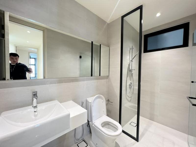 Service Residence for Sale at Residensi Solaris Parq - William Heng - Bathroom - PropertyGuru.com.my