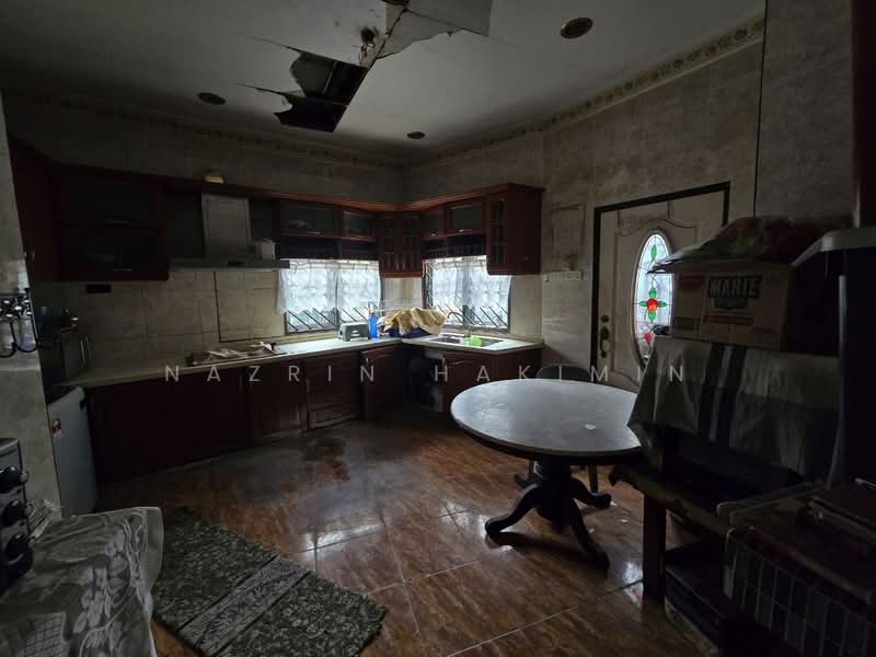 Rumah Teres 2-Tingkat untuk Dijual di Bandar Sultan Suleiman (Port Klang (Pelabuhan Klang)) - Nazrin Hakimin - Kitchen - PropertyGuru.com.my