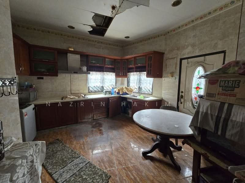 Rumah Teres 2-Tingkat untuk Dijual di Bandar Sultan Suleiman (Port Klang (Pelabuhan Klang)) - Nazrin Hakimin - Kitchen - PropertyGuru.com.my