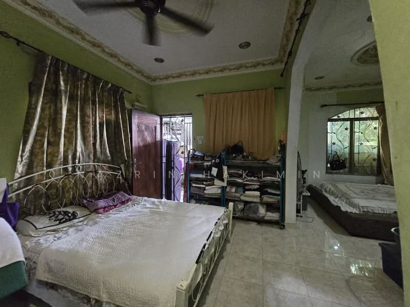 Rumah Teres 2-Tingkat untuk Dijual di Bandar Sultan Suleiman (Port Klang (Pelabuhan Klang)) - Nazrin Hakimin - Bedroom - PropertyGuru.com.my