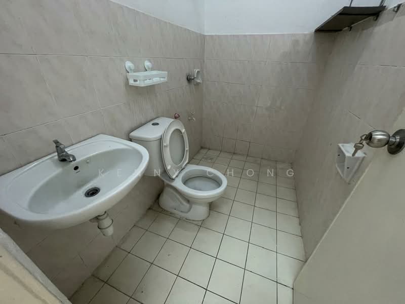 Rumah Teres 2-Tingkat untuk Dijual di Bandar Sunway Semenyih (Semenyih) - Kenny Chong - Bathroom - PropertyGuru.com.my