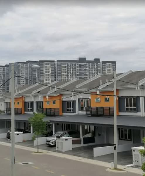 2-storey Terraced House for Sale in Puncak Alam (Selangor) - Fifi Natasya - Exterior - PropertyGuru.com.my