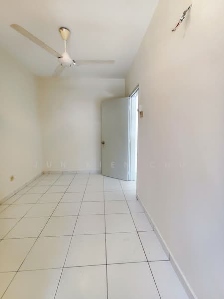 Rumah Bandar untuk Disewa di Sungai Long (Bandar Sungai Long) - Jun Kien Chu - PropertyGuru.com.my