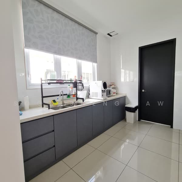 Cluster House for Sale in Eco Majestic (Semenyih) - Soon Sheng Law - Kitchen - PropertyGuru.com.my