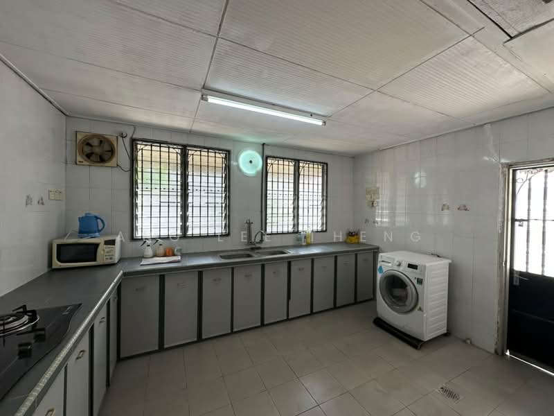 Rumah Teres 2-Tingkat untuk Dijual di Ayer Itam (Penang) - Ang Lee Theng - Kitchen - PropertyGuru.com.my