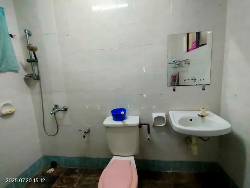Rumah Teres 2-Tingkat untuk Disewa di Bukit Rimau (Shah Alam) - YS Lock - Bathroom - PropertyGuru.com.my