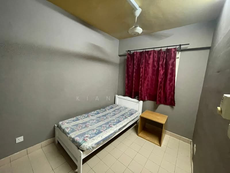 Condominium for Rent at Perdana Exclusive - Kian Fei - Bedroom - PropertyGuru.com.my