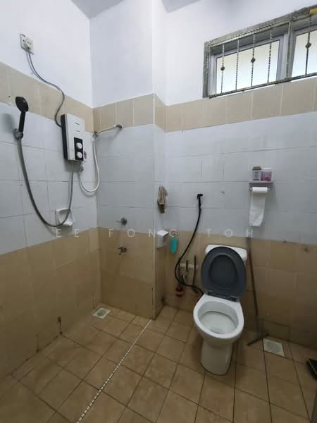 2-storey Terraced House for Sale in Taman Skudai Indah (Skudai) - Ee Fong Toh - Bathroom - PropertyGuru.com.my