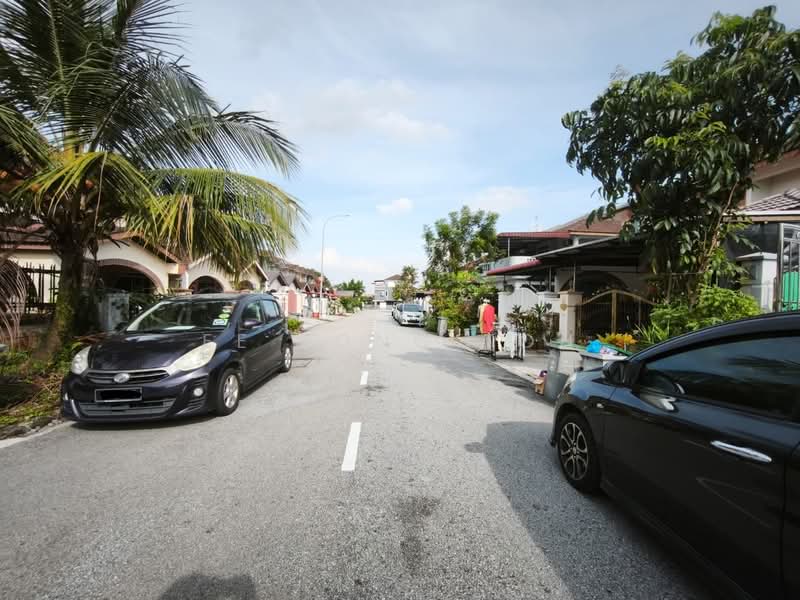 2-storey Terraced House for Sale in Taman Skudai Indah (Skudai) - Ee Fong Toh - Exterior - PropertyGuru.com.my