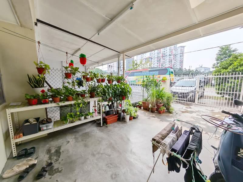 2-storey Terraced House for Sale in Serdang Jaya (Seri Kembangan) - Melissa Chong - Exterior - PropertyGuru.com.my