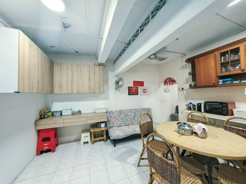 2-storey Terraced House for Sale in Serdang Jaya (Seri Kembangan) - Melissa Chong - Kitchen - PropertyGuru.com.my