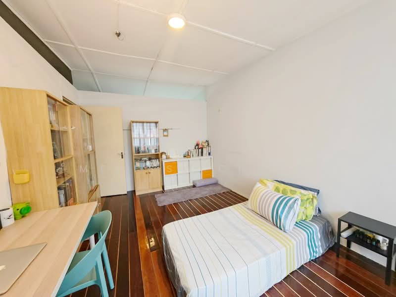 2-storey Terraced House for Sale in Serdang Jaya (Seri Kembangan) - Melissa Chong - Bedroom - PropertyGuru.com.my