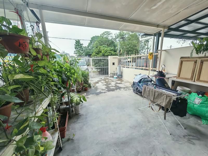 2-storey Terraced House for Sale in Serdang Jaya (Seri Kembangan) - Melissa Chong - Exterior - PropertyGuru.com.my