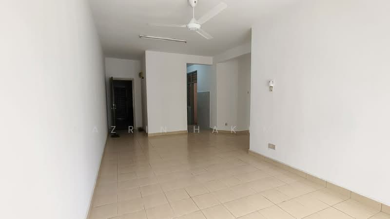 Pangsapuri untuk Dijual di Pangsapuri Delima - Nazrin Hakimin - Living Room - PropertyGuru.com.my