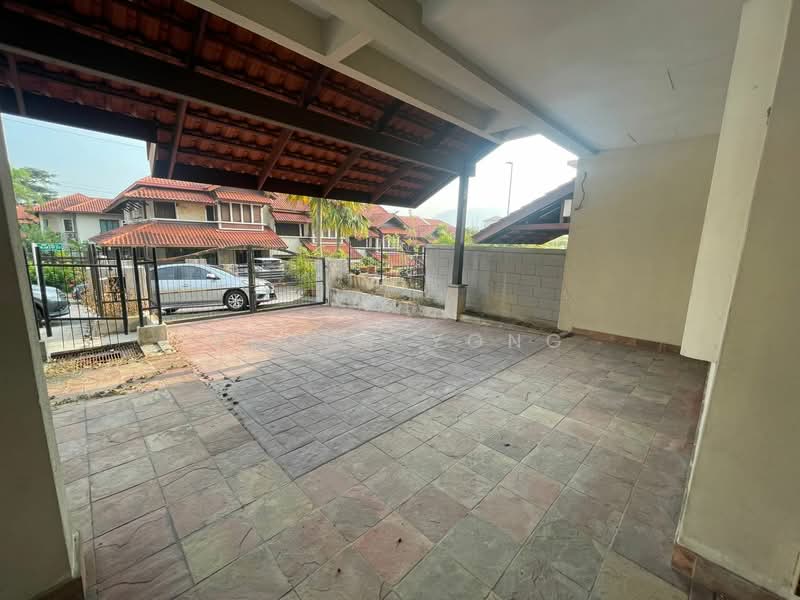 Rumah Teres 2-Tingkat untuk Dijual di Bukit Rahman Putra (Sungai Buloh) - Peggy Yong - Exterior - PropertyGuru.com.my