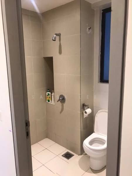Kediaman Servis untuk Dijual di Residences @ 1 Tebrau - Sausa Lee - Bathroom - PropertyGuru.com.my