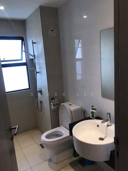 Kediaman Servis untuk Dijual di Residences @ 1 Tebrau - Sausa Lee - Bathroom - PropertyGuru.com.my
