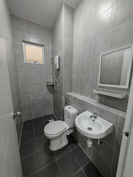 Kondominium untuk Disewa di Residensi Adelia 2 - Sue Ahmad - Bathroom - PropertyGuru.com.my