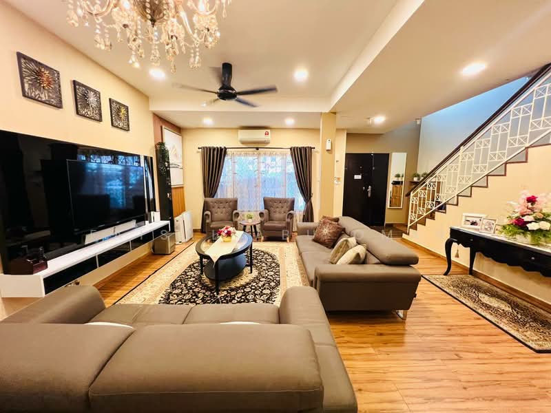 2-storey Terraced House for Sale in Kota Damansara (Selangor) - Faisal Abu Omar - Living Room - PropertyGuru.com.my