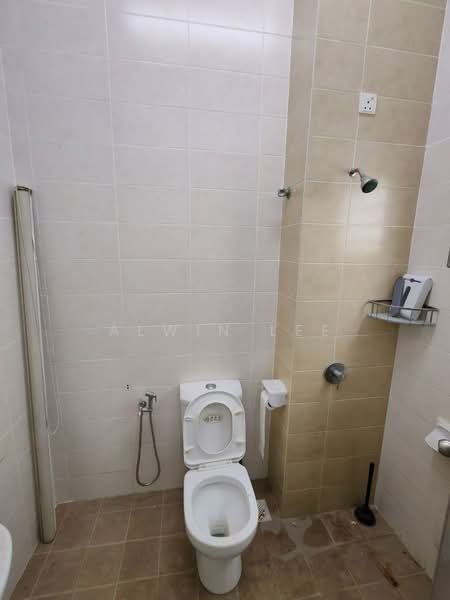Rumah Teres 2-Tingkat untuk Disewa di Shah Alam (Selangor) - Alwin Lee - Bathroom - PropertyGuru.com.my