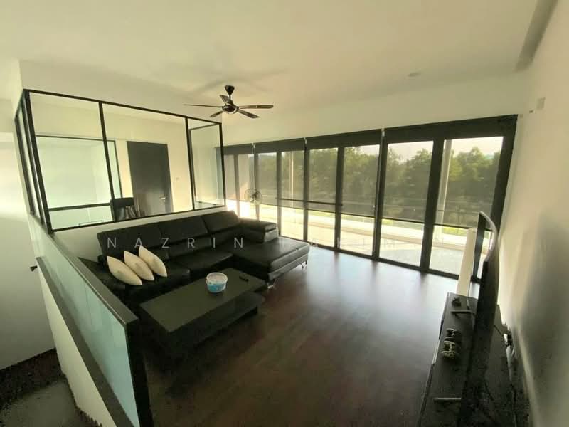 Rumah Teres 3-Tingkat untuk Dijual di Seksyen U16 (Shah Alam) - Nazrin Hakimin - Living Room - PropertyGuru.com.my