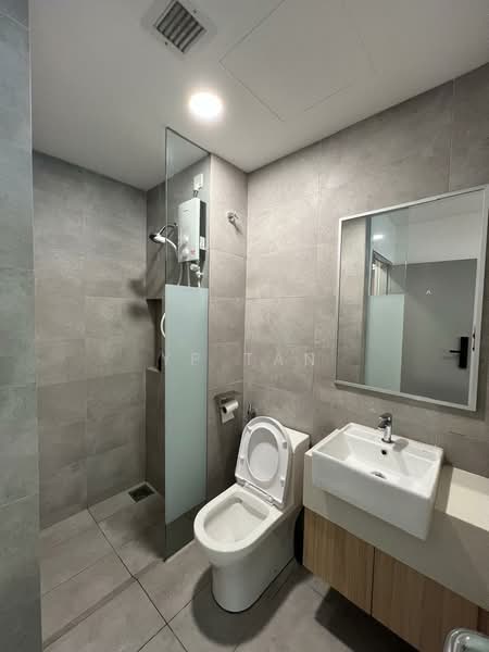 Kediaman Servis untuk Disewa di Riveria City - YP Tan - Bathroom - PropertyGuru.com.my