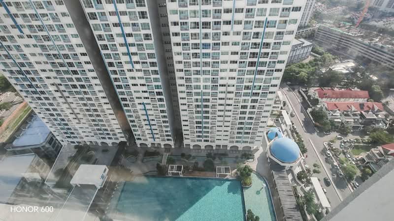 Kondominium untuk Dijual di i-Santorini - KH Lim - Exterior - PropertyGuru.com.my
