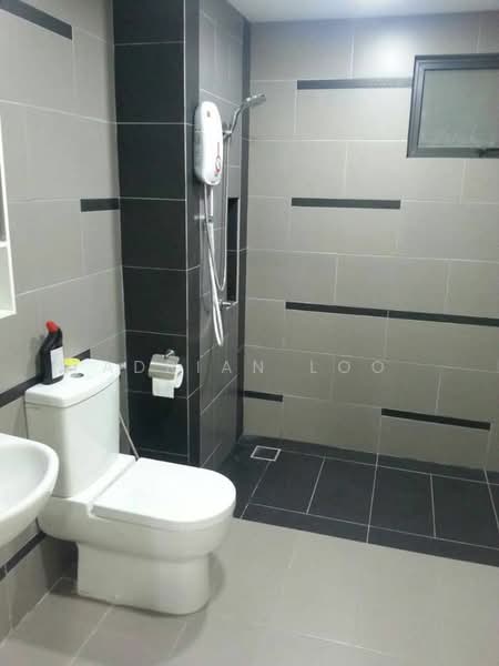 Condominium for Sale at The Z Residence - Adrian Loo - Bathroom - PropertyGuru.com.my