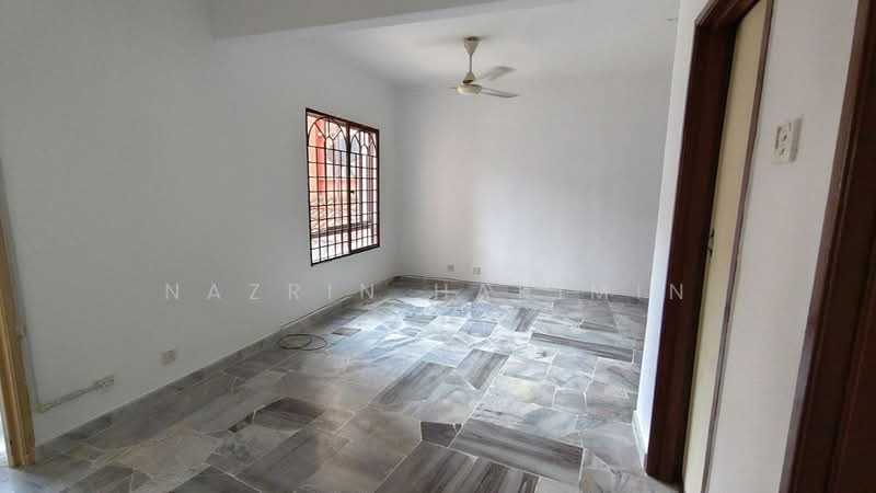 Apartment for Sale at Astana Alam Apartment 2 - Nazrin Hakimin - Interior - PropertyGuru.com.my