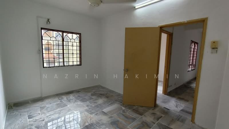 Apartment for Sale at Astana Alam Apartment 2 - Nazrin Hakimin - Interior - PropertyGuru.com.my