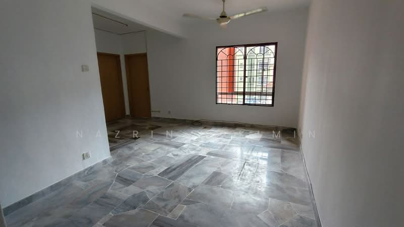 Apartment for Sale at Astana Alam Apartment 2 - Nazrin Hakimin - Living Room - PropertyGuru.com.my