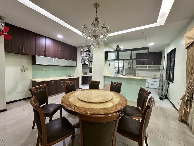 Rumah Teres 2-Tingkat untuk Dijual di Bukit Rahman Putra (Sungai Buloh) - Peggy Yong - Kitchen - PropertyGuru.com.my