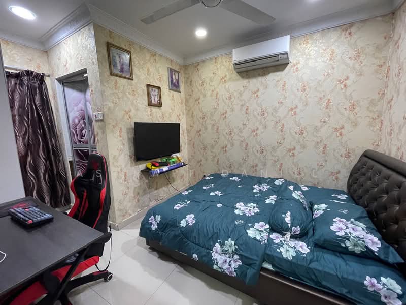Rumah Teres 1-Tingkat untuk Dijual di Seksyen 2 (Shah Alam) - Ashraff Daniel - Bedroom - PropertyGuru.com.my