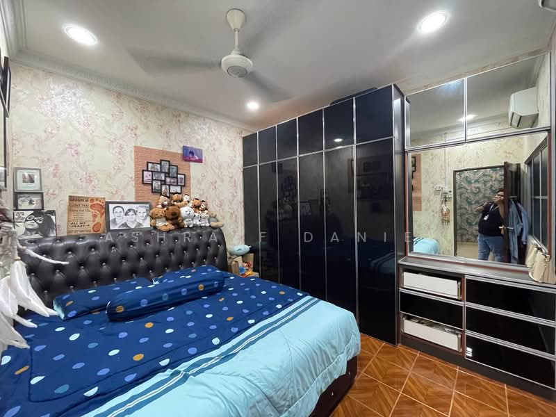 Rumah Teres 1-Tingkat untuk Dijual di Seksyen 2 (Shah Alam) - Ashraff Daniel - Bedroom - PropertyGuru.com.my
