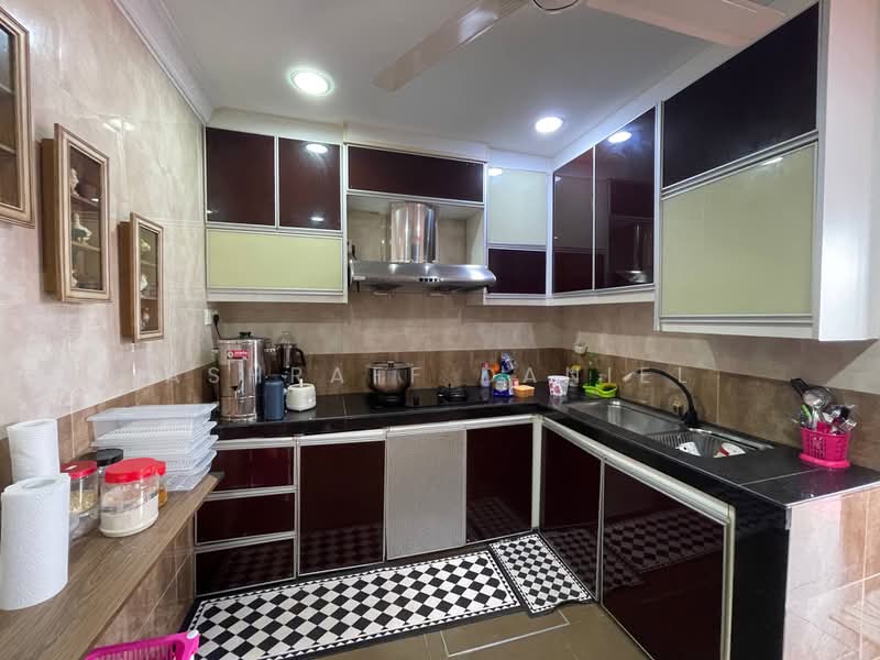 Rumah Teres 1-Tingkat untuk Dijual di Seksyen 2 (Shah Alam) - Ashraff Daniel - Kitchen - PropertyGuru.com.my