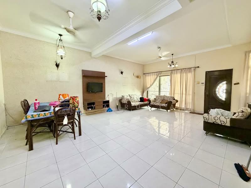 2-storey Terraced House for Sale in Desa Melati (Nilai) - Tasya Ruslan - PropertyGuru.com.my