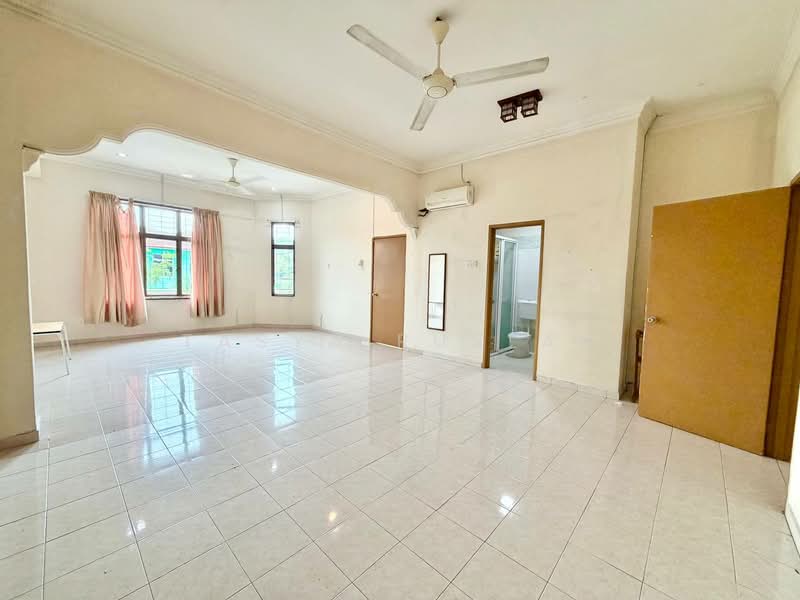 2-storey Terraced House for Sale in Desa Melati (Nilai) - Tasya Ruslan - PropertyGuru.com.my