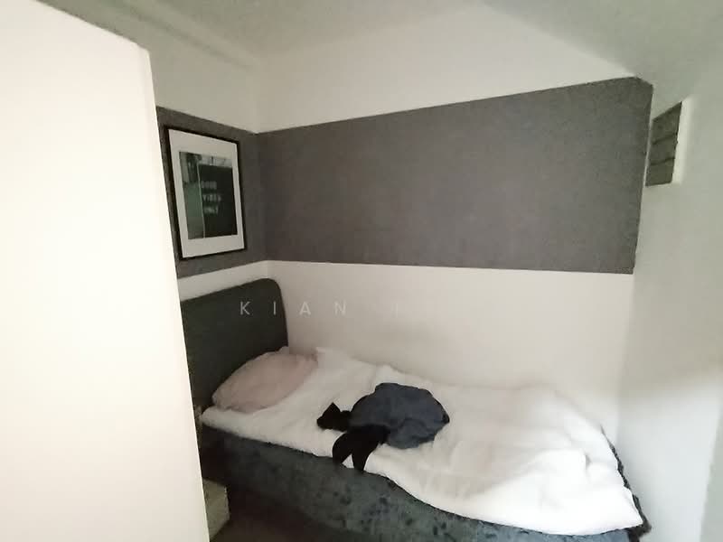 Kediaman Servis untuk Disewa di Emporis - Kian Fei - Bedroom - PropertyGuru.com.my