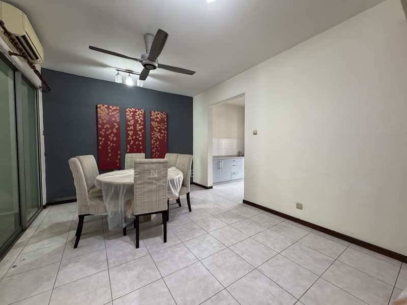 Rumah Teres 2.5-Tingkat untuk Dijual di Taman Bukit Mandarina (Cheras) - Denver Sin - Dining Room - PropertyGuru.com.my