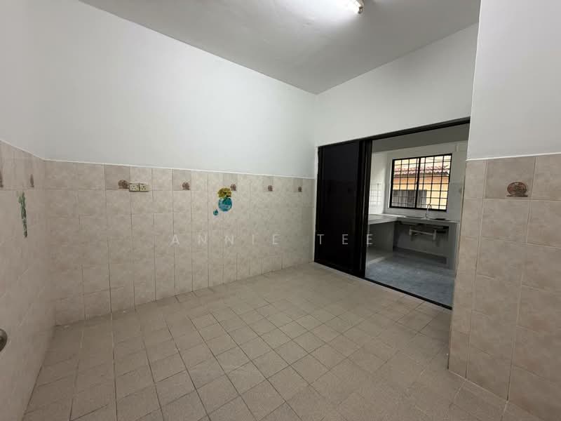2-storey Terraced House for Rent in Permas Jaya (Johor Bahru) - Annie Tee - PropertyGuru.com.my