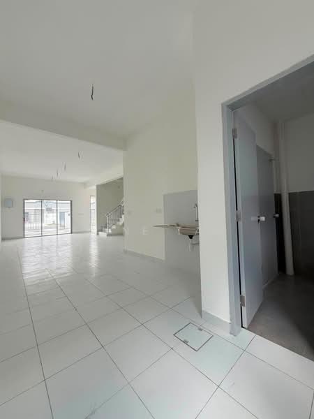 Rumah Teres 2-Tingkat untuk Dijual di Pasir Gudang (Johor) - June Tan - PropertyGuru.com.my