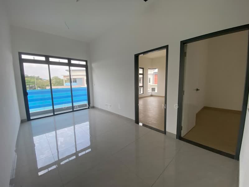 Rumah Berkembar untuk Dijual di Johor Bahru (Johor) - Daniel Yong - Living Room - PropertyGuru.com.my
