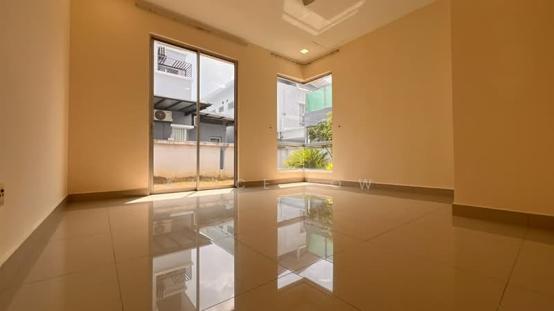 Semi-Detached House for Rent in Rawang (Selangor) - Alice Low - Living Room - PropertyGuru.com.my