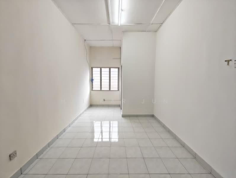 Rumah Teres untuk Dijual di Bandar Sungai Long (Selangor) - Hei Kar Jun - Interior - PropertyGuru.com.my