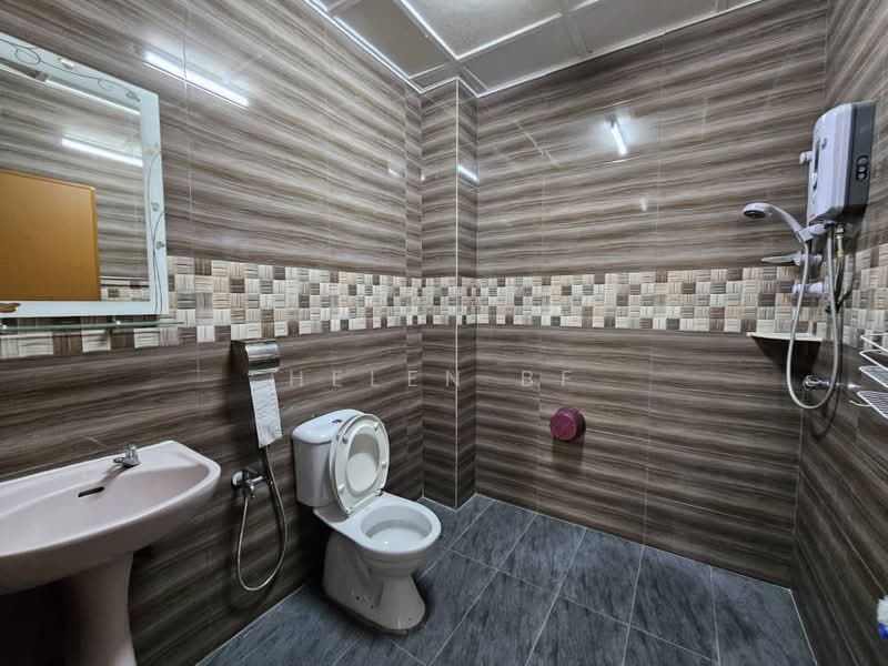 Rumah Teres 2-Tingkat untuk Dijual di Ayer Keroh (Melaka) - Helen BF - Bathroom - PropertyGuru.com.my