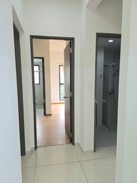 Kondominium untuk Dijual di Kings Bay @ Country Garden Danga Bay - Elroy Chan - Interior - PropertyGuru.com.my