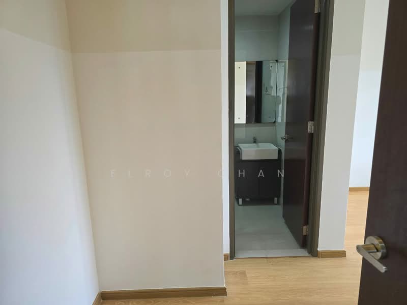 Kondominium untuk Dijual di Kings Bay @ Country Garden Danga Bay - Elroy Chan - Bathroom - PropertyGuru.com.my